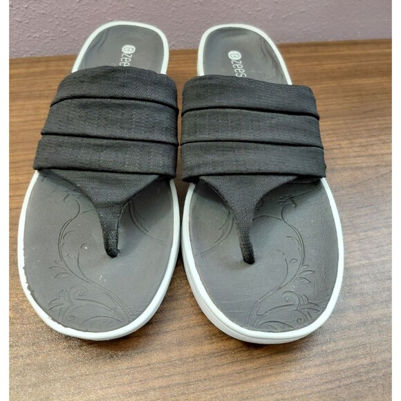 Bzees Womens Dallas Black Slip On Thong Sandals Shoes 8M Wedge - Picture 2 of 8